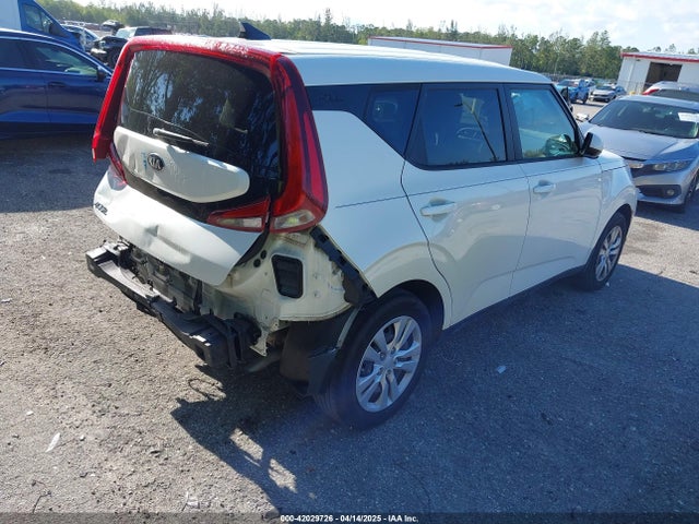 KNDJ23AU7M7737596 KIA SOUL LX