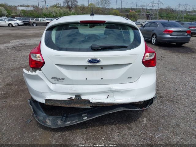 1FADP3K28EL291260 Ford FOCUS SE