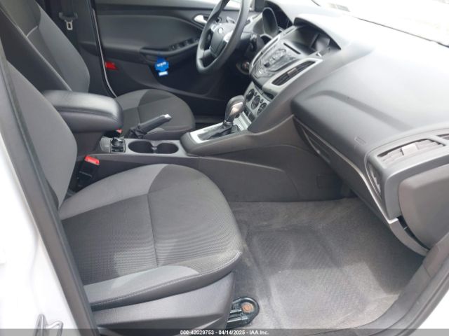 1FADP3K28EL291260 Ford FOCUS SE