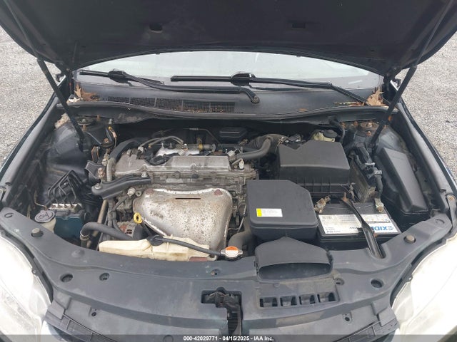 4T1BF1FK1GU142037 Toyota CAMRY SE