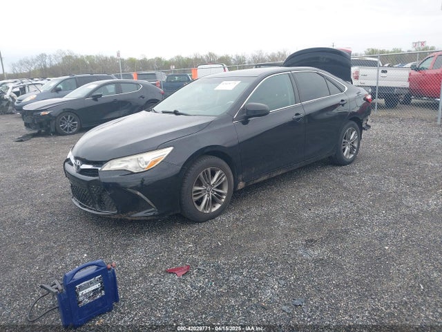 4T1BF1FK1GU142037 Toyota CAMRY SE