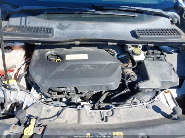 1FMCU9GXXFUA96774 Ford ESCAPE SE