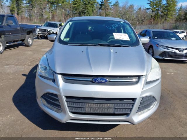 1FMCU9GXXFUA96774 Ford ESCAPE SE
