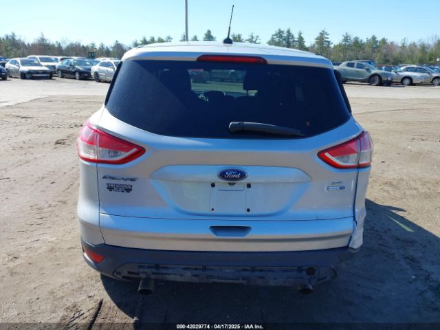 1FMCU9GXXFUA96774 Ford ESCAPE SE