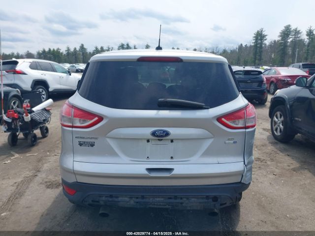 1FMCU9GXXFUA96774 Ford ESCAPE SE