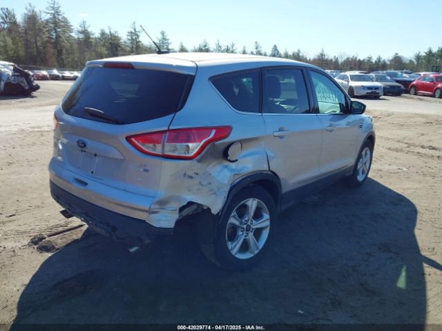 1FMCU9GXXFUA96774 Ford ESCAPE SE