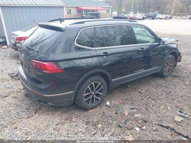 2021 VOLKSWAGEN TIGUAN 3VV2B7AX1MM021516 Photo 3
