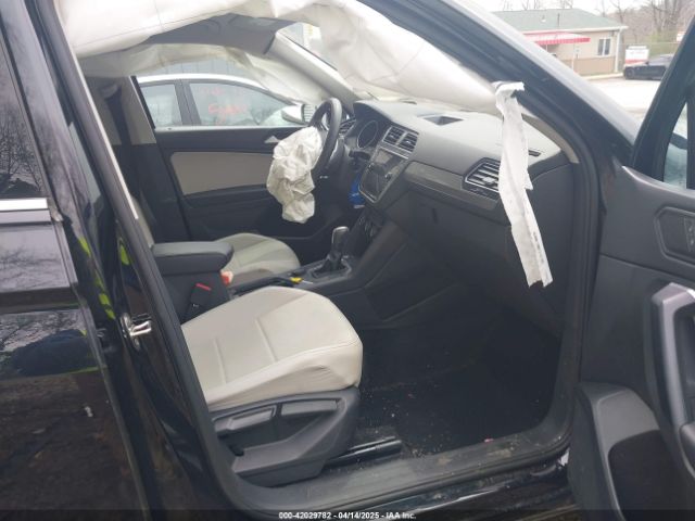 2021 VOLKSWAGEN TIGUAN 3VV2B7AX1MM021516 Photo 4