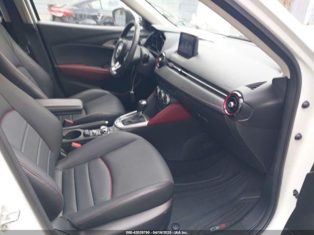 JM1DKFC71J0315074 Mazda Cx-3 Touring