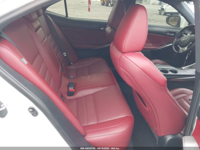 JTHBA1D22G5033018 Lexus IS 200T