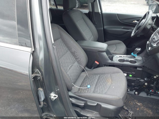 2GNAXKEV0K6230221 Chevrolet EQUINOX LT