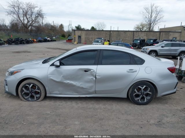 3KPF24AD5KE012023 KIA Forte Lxs