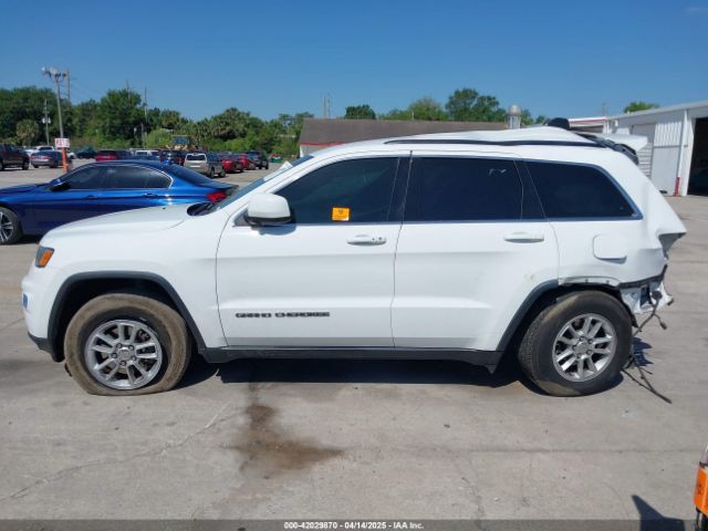 1C4RJEAG3JC430294 Jeep Grand Cherokee Laredo 4x2