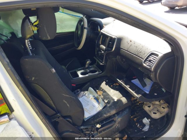 1C4RJEAG3JC430294 Jeep Grand Cherokee Laredo 4x2