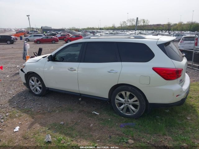5N1DR2MN0JC613806 Nissan Pathfinder Sl