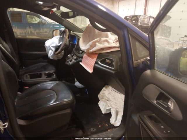 2021 CHRYSLER PACIFICA 2C4RC3BGXMR541417 Photo 4