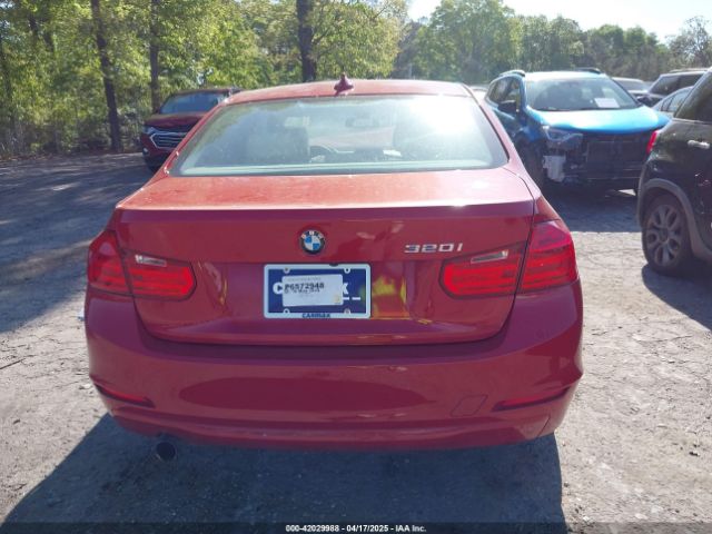 WBA3B1G51FNT04302 BMW 320i