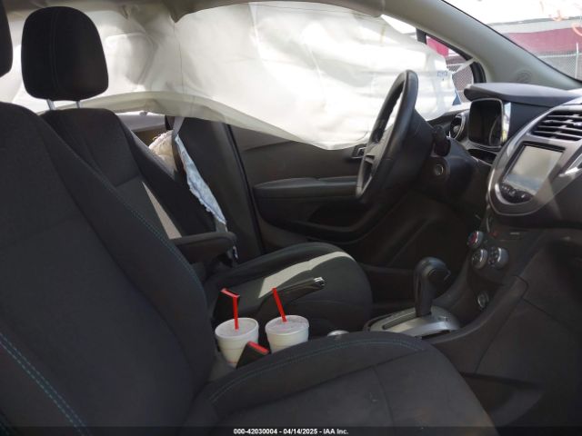 3GNCJNSBOGL130872 Chevrolet Trax 1ls