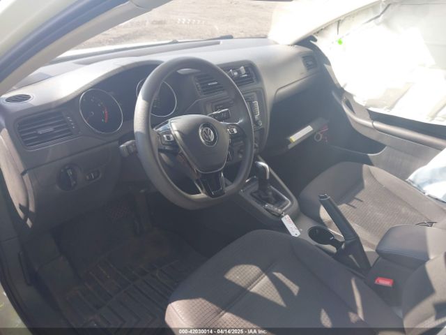 3VW2K7AJ3FM227320 Volkswagen Jetta 2.0l S
