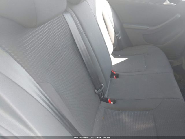 3VW2K7AJ3FM227320 Volkswagen Jetta 2.0l S