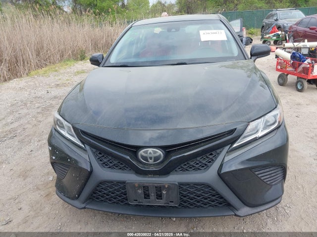 JTNB11HK0J3037501 Toyota CAMRY SE