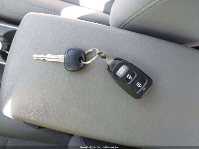 5NPD84LF1HH170514 Hyundai ELANTRA SE
