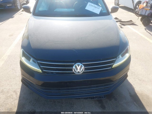 3VW2B7AJ4HM375401 Volkswagen Jetta 1.4t S