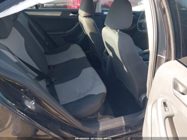 3VW2B7AJ4HM375401 Volkswagen Jetta 1.4t S