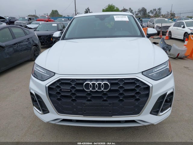 WA1GAAFY9P2135453 Audi 45 tfsi