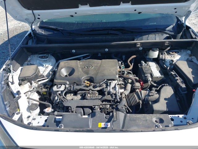 2T3H1RFV0MW115299 Toyota RAV4 LE