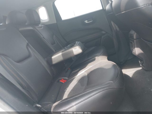 2019 JEEP COMPASS 3C4NJCCB0KT725802 Photo 7
