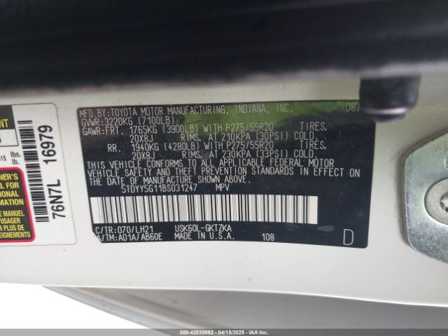 2011 TOYOTA SEQUOIA 5TDYY5G11BS031247 Photo 8