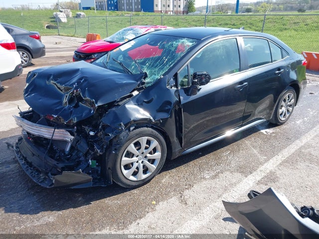 JTDEPRAE8LJ019023 Toyota COROLLA LE