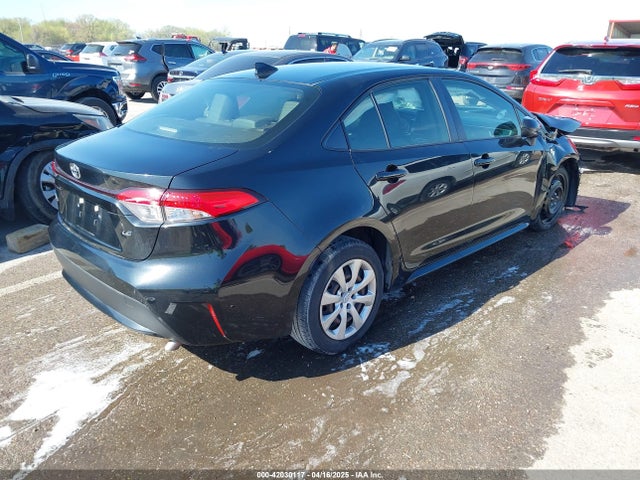 JTDEPRAE8LJ019023 Toyota COROLLA LE