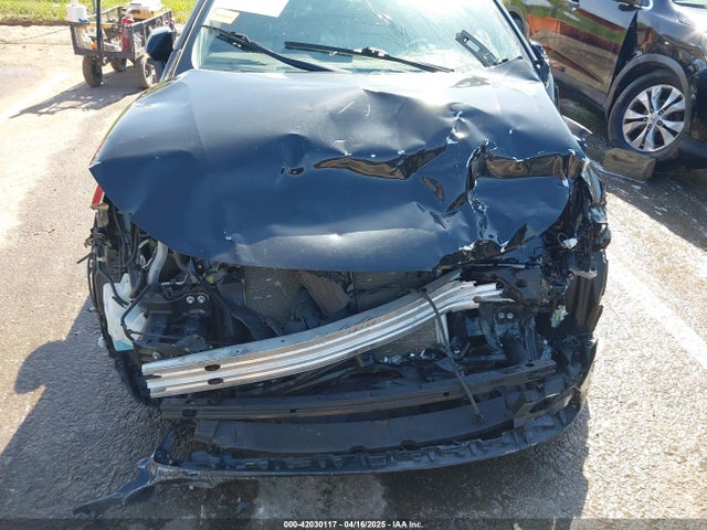JTDEPRAE8LJ019023 Toyota COROLLA LE