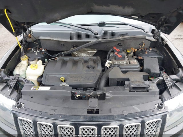 1C4NJDEB4GD695249 Jeep Compass High Altitude Edition