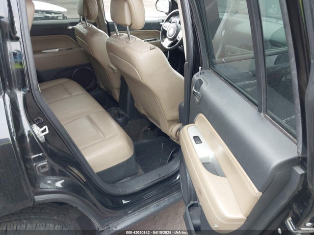 1C4NJDEB4GD695249 Jeep Compass High Altitude Edition