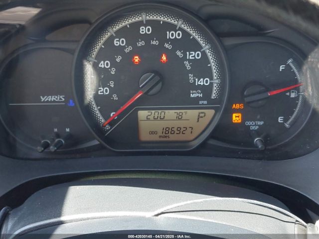 VNKKTUD36FA038614 Toyota YARIS L