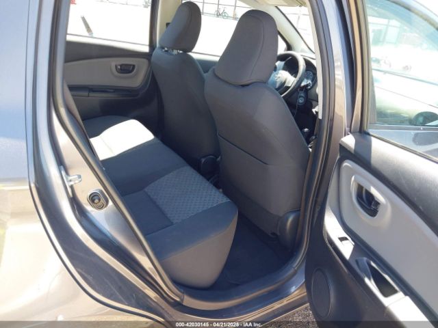 VNKKTUD36FA038614 Toyota YARIS L
