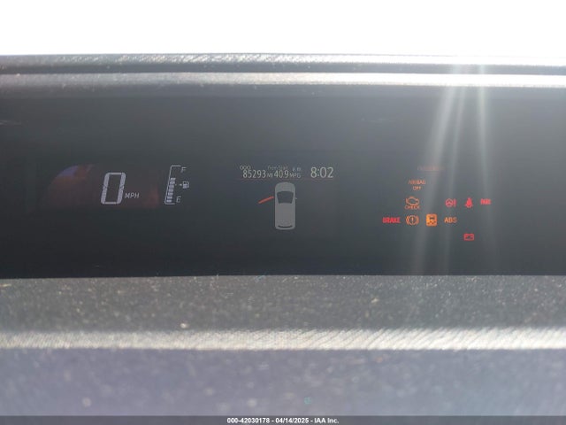 JTDKDTB35G1121469 Toyota Prius C Two