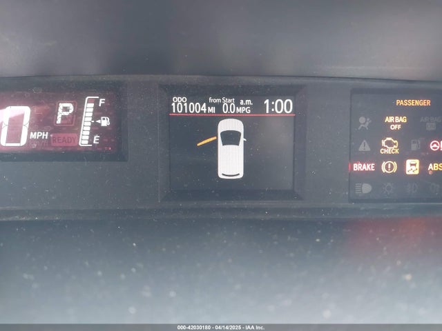 JTDKDTB3XG1125307 Toyota Prius C Two