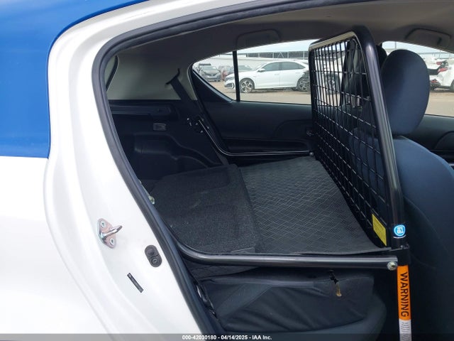 JTDKDTB3XG1125307 Toyota Prius C Two