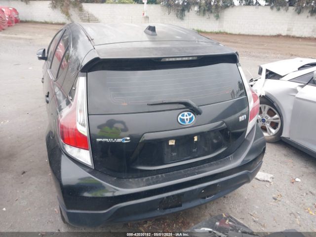 JTDKDTB32H1597017 Toyota Prius C Two