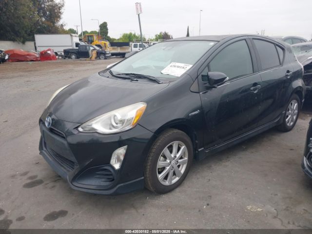 JTDKDTB32H1597017 Toyota Prius C Two
