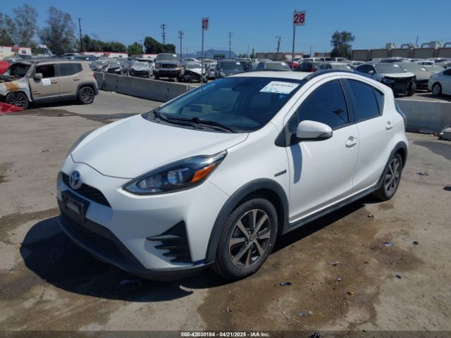 JTDKDTB39J1599420 Toyota Prius C Two