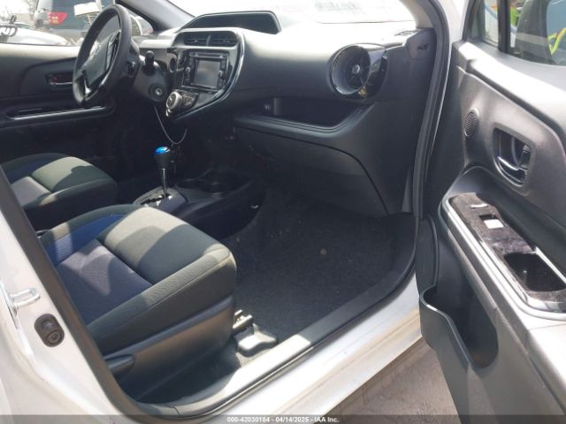 JTDKDTB39J1599420 Toyota Prius C Two