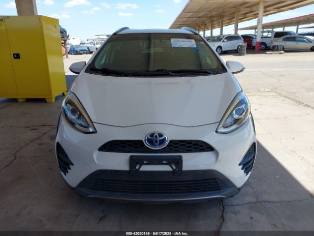 JTDKDTB32J1600004 Toyota Prius C Two