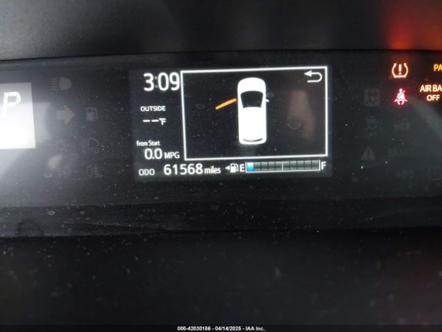 JTDKDTB32J1600004 Toyota Prius C Two