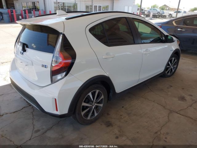 JTDKDTB32J1600004 Toyota Prius C Two