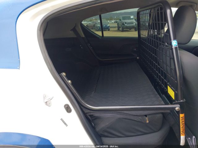 JTDKDTB32J1600004 Toyota Prius C Two